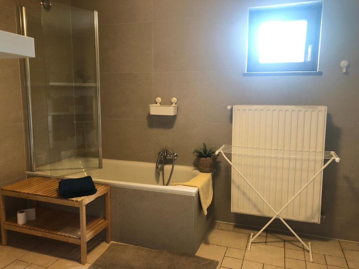 Au Coeur Des Collines, Charmette Villa Ellezelles Exteriör bild